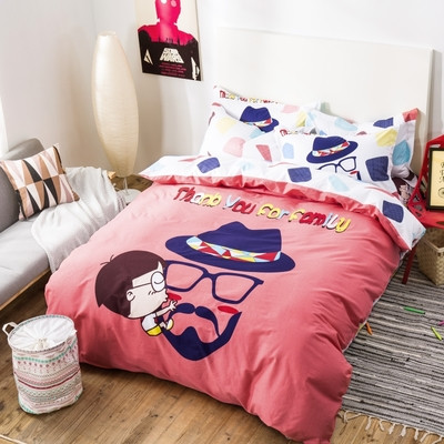 Сладко спално бельо с анимационни изображения в много цветове