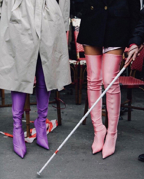 Ефирни дамски дълги ботуши с тънък висок ток