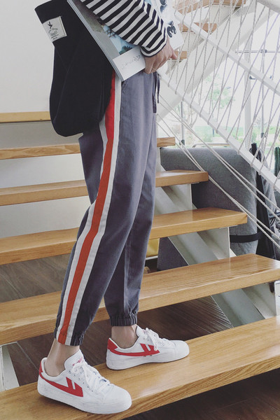 Есенно-зимен мъжки панталон с цветни ленти