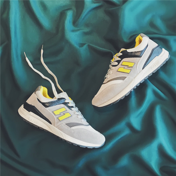 Спортно-елегантни мъжки маратонки в сив цвят