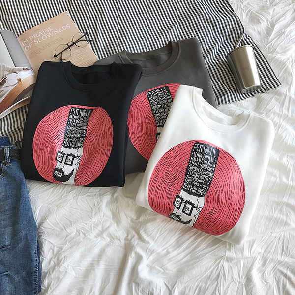 Есенна мъжка блуза в три цвята с апликация и О-образно деколте