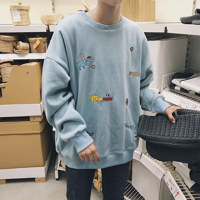 Μεγάλη και φαρδιά ανδρική μπλούζα με κεντήματα