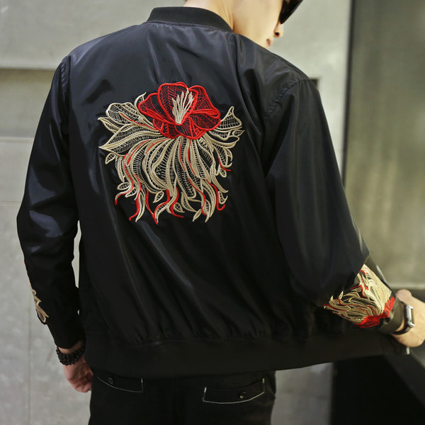 Μοντέρνο μοντέλο ανδρικό μπουφάν  με όμορφο λουλουδάτο κέντημα