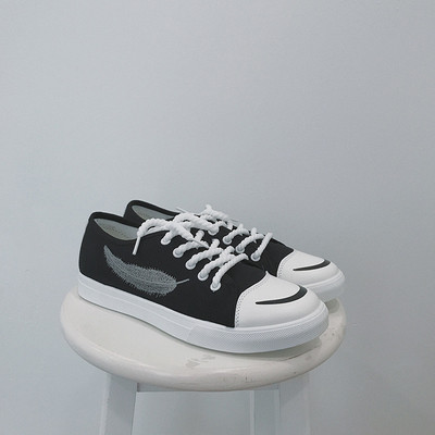 Ежедневни мъжки кецове в три цвята с бродерия