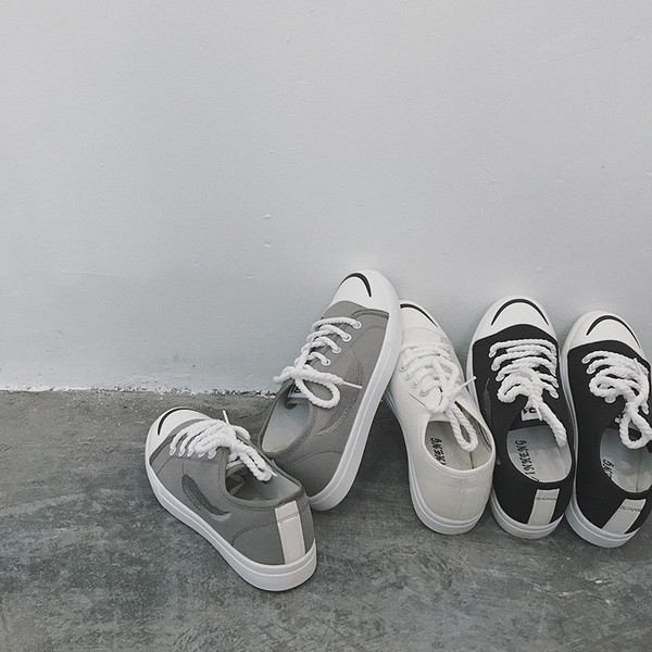 Ежедневни мъжки кецове в три цвята с бродерия