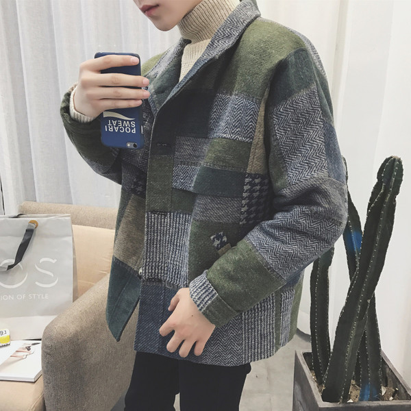 Стилно вълнено мъжко палто на каре