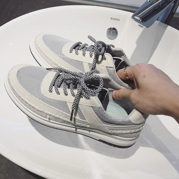 Спортно-елегантни мъжки маратонки в два цвята