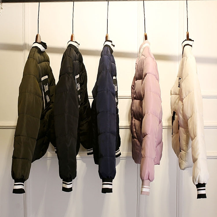 Стилно дамско яке с надпис на гърба, в много цветове