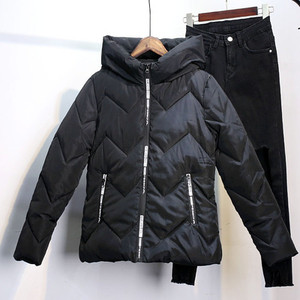 Дамско зимно яке в няколко цвята с качулка