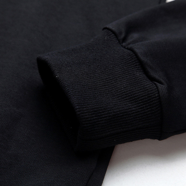 Мъжка ежедневна блуза с интересен принт и О-образна яка