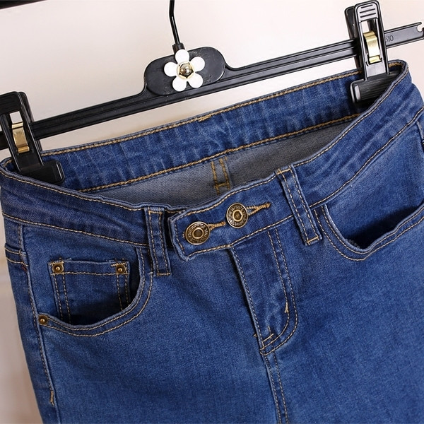 Дамски дънки slim fit с висока талия в два цвята