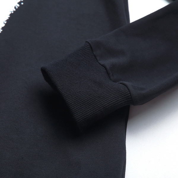 Мъжка ежедневна блуза с апликация сърце, дълъг ръкав и О-образна яка 