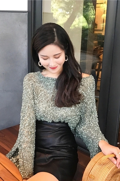 Есенно-зимна дамска блуза в два цвята