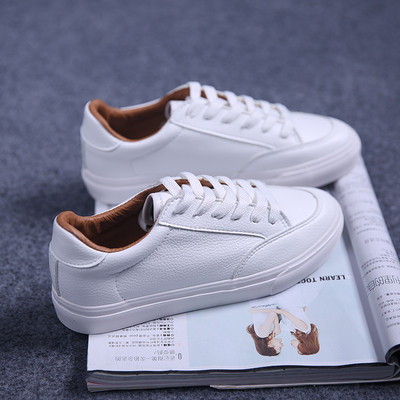 Семпли дамски кецове в два модела - с пух и без пух