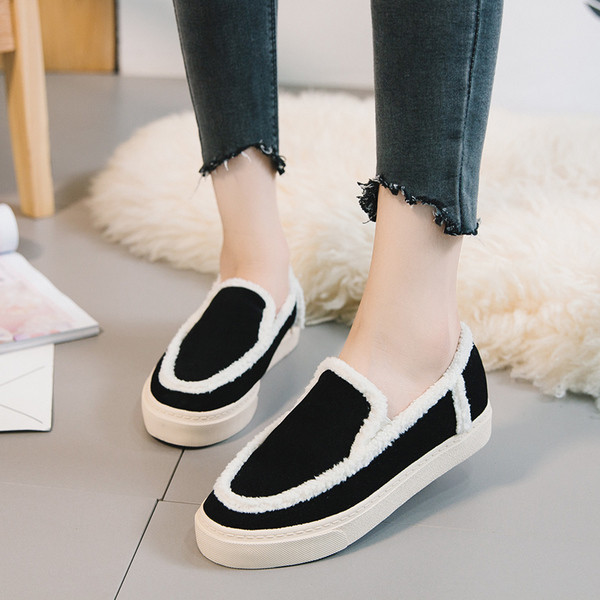 Топли дамски мокасини в няколко цвята