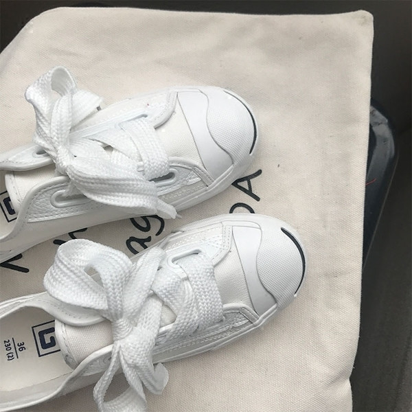 Есенни дамски кецове в три цвята, подходящи за ежедневие