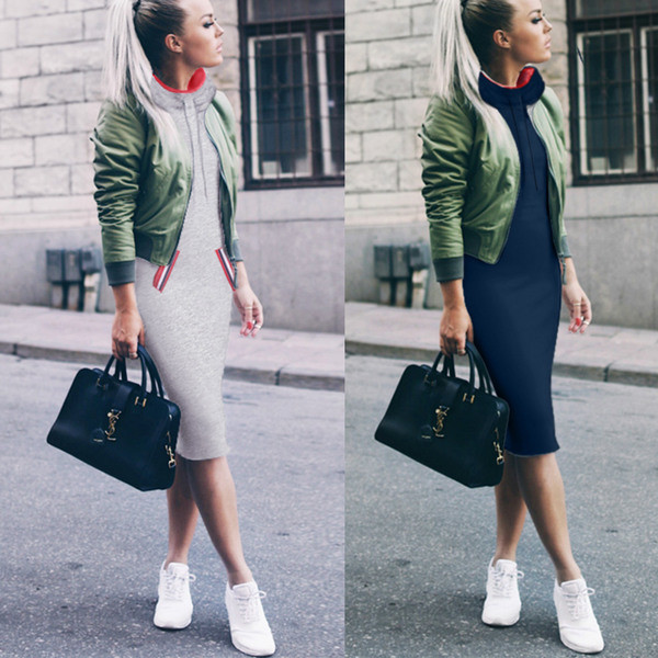 Спортна дълга дамска рокля в тъмносин и сив цвят