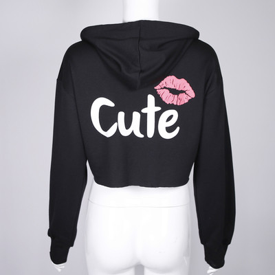 Скъсена дамска блуза с качулка и надписи