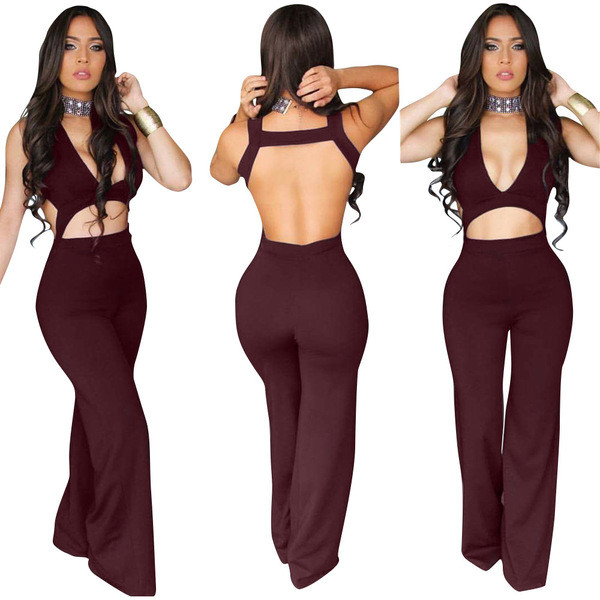 Елегантен дамски гащеризон с гол гръб и дълбоко деколте