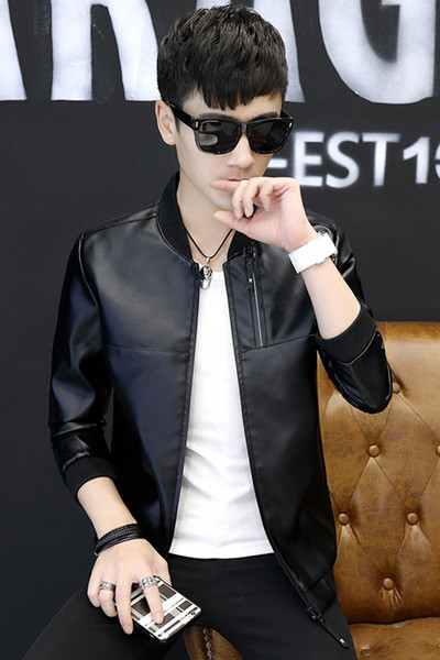 Μαλακό δερμάτινο ανδρικό μπουφάν από δέρμα  με κολάρο μπέιζμπολ σε σχήμα O