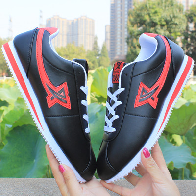 Αθλητικά γυναικεία παπούτσια σε τρία χρώματα