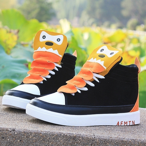 Ανδρικά πάνινα παπούτσια σε τέσσερα χρώματα