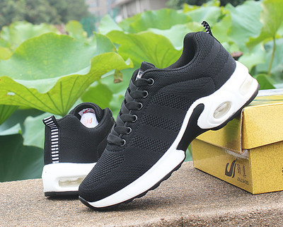 Αθλητικά πάνινα παπούτσια για τις γυναίκες - αναπνεύσιμα