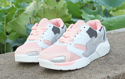 Αθλητικά πάνινα γυναικέια παπούτσια