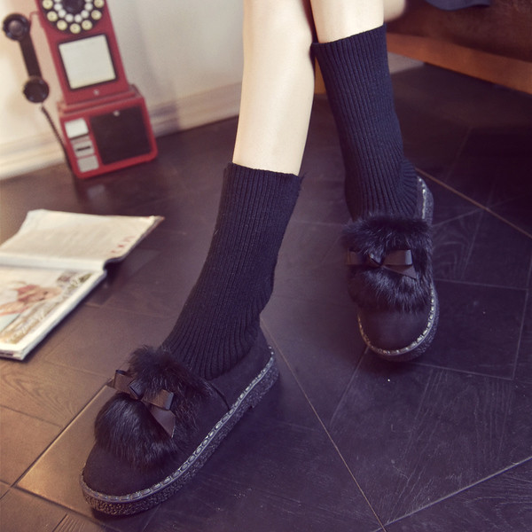 Μοντέρνες γυναικείες ζεστές μπότες με γούνα και κορδέλα