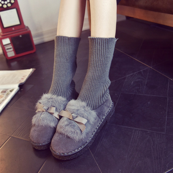 Μοντέρνες γυναικείες ζεστές μπότες με γούνα και κορδέλα