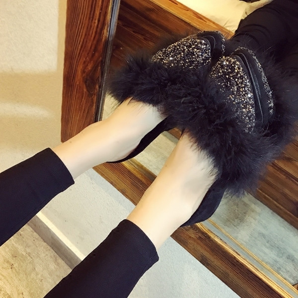 Γυναικεία  φθινοπωρινά μοκασίνια με γούνα