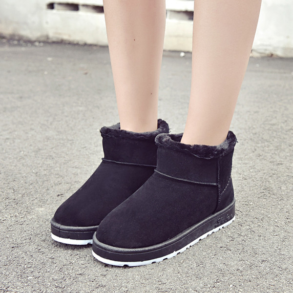 Ζεστές casual γυναικείες μπότες σε διάφορα χρώματα