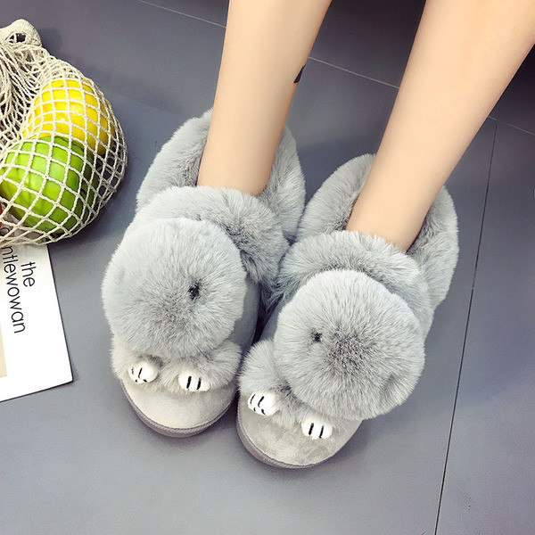 Дамски ботички с пухче, подходящи и за вкъщи