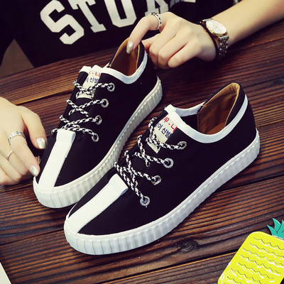 Καθημερινά γυναικεία αθλητικά παπούτσια σε δύο χρώματα