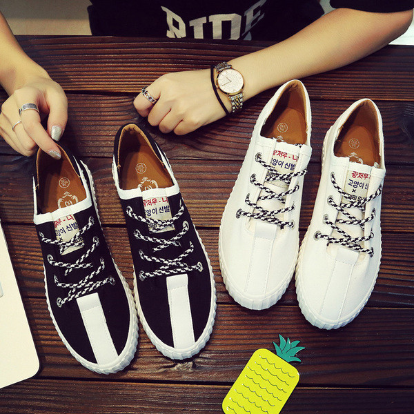 Καθημερινά γυναικεία αθλητικά παπούτσια σε δύο χρώματα