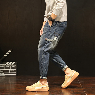 Κομψά τζιν ανδρικά σε ευρύ μοτίβο