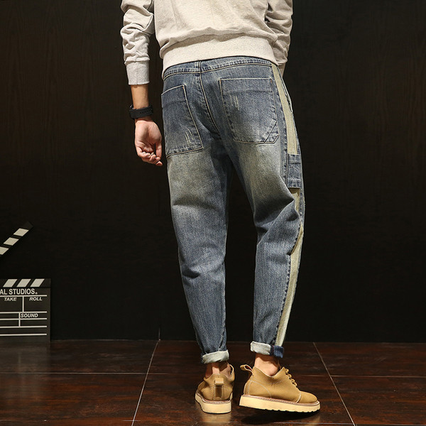 Κομψά τζιν ανδρικά σε ευρύ μοτίβο