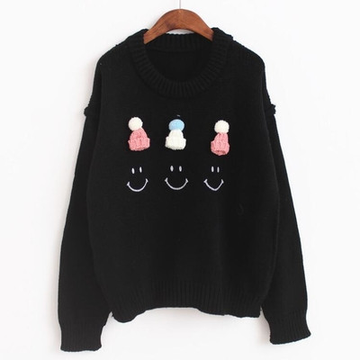 Καθημερινό γυναικείο πουλόβερ με πολύ ενδιαφέρον  κολάρο σε σχήμα O