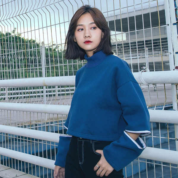 Γυναικείο αθλητικό μπλουζάκι σε μπλε  χρώμα