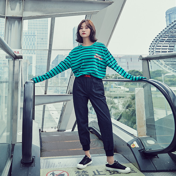 Κομψά γυναικέια  παντελόνια με δαντέλες