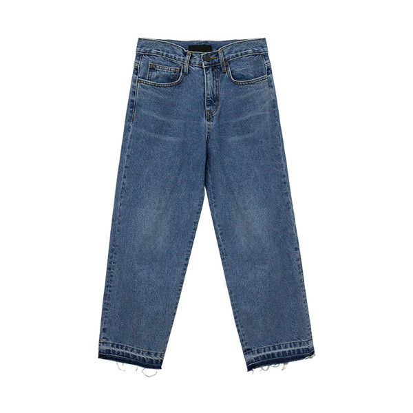 Ενδιαφέρουσα γυναικεία τζιν 