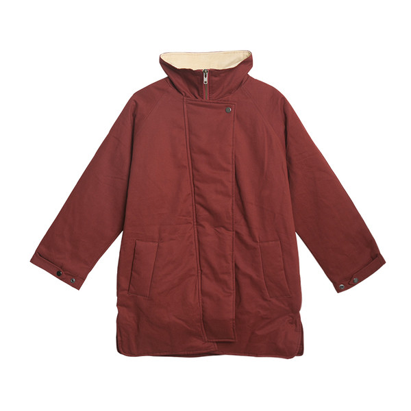 Σπορ-κομψό γυναικείο παλτό σε κόκκινο χρώμα