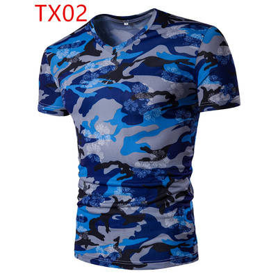 Ανδρική μπλούζα casual με κολάρο σε σχήμα V, κοντό μανίκι σε σχέδια καμουφλάζ