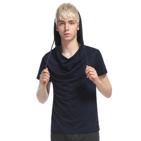 Μοντέρνα ανδρική μπλούζα  με κουκούλα και κοντά μανίκια, πολλά χρώματα