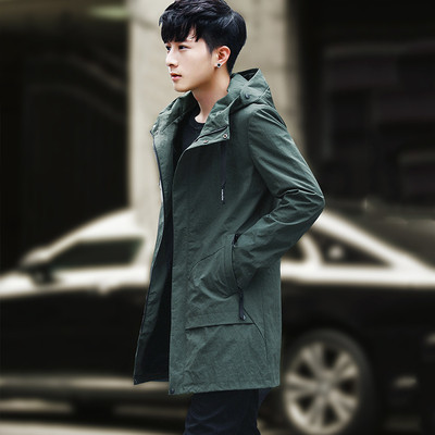 Το casual  ανδρικό παλτό  με κουκούλα  για κάθε μέρα και με πρακτικές τσέπες