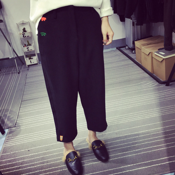 Μακρύ γυναικείο παντελόνι με μήκος 9/10