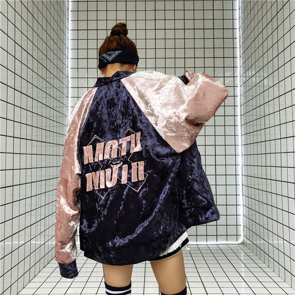 Μοντέρνο γυναικείο μπουφάν για το  φθινόπωρο