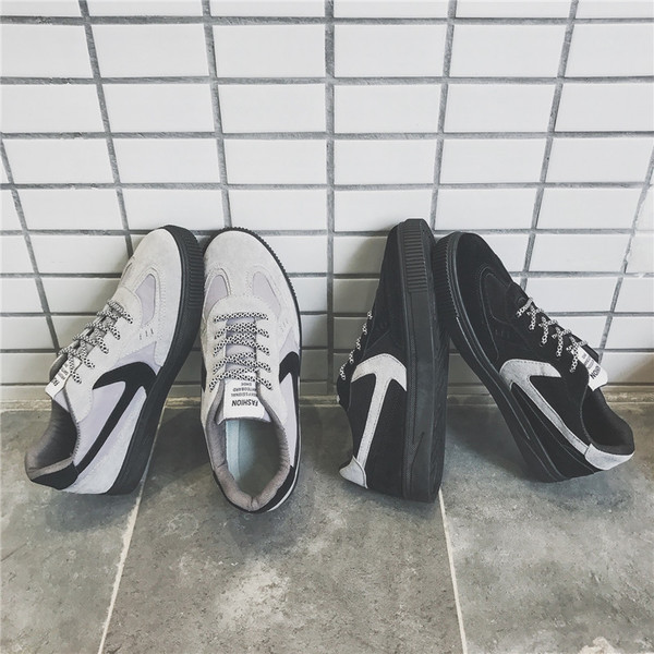 Casual  ανδρικά αθλητικά παπούτσια με μια επίπεδη σόλα από καουτσούκ και μοτίβο σταυροειδείς δεσμούς