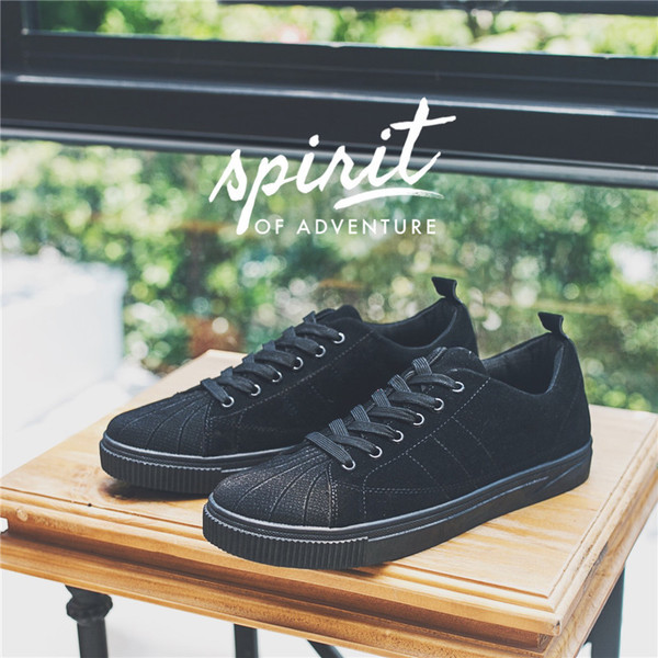 Καθημερινά πολύ άνετα ανδρικά απούτσια με ελαστική επίπεδη σόλα, 2 χρώματα