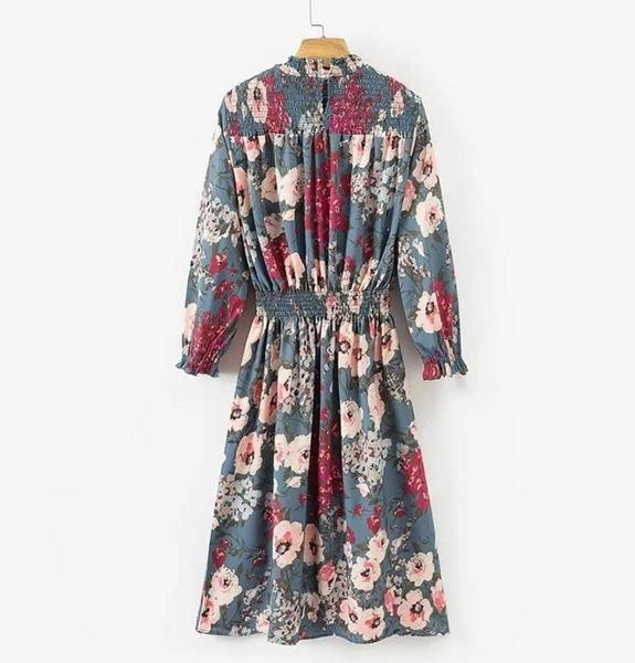 Αθλητικό κομψό γυναικείο φόρεμα με φυτικά μοτίβα, μακριά μανίκια και κολάρο σε σχήμα O